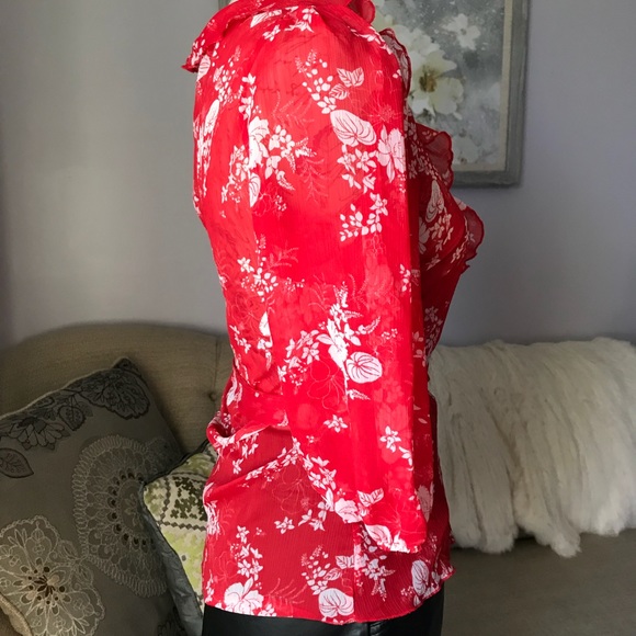 Sheer red floral wrap blouse - Picture 3 of 5